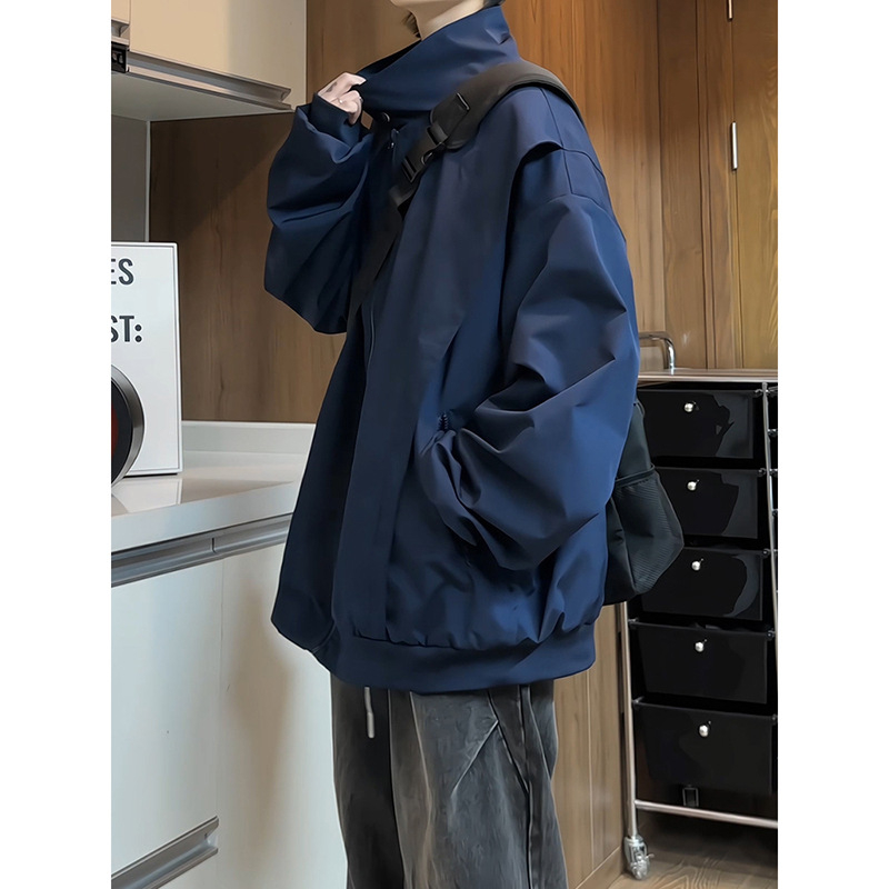 Τζάκετ denim με εξωτερικό ύφασμα βαμβάκι 65%, επένδυση πολυεστέρα, στάσιμος γιακά, φερμουάρ, χαλαρή γραμμή