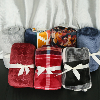 Фланелено одеяло с геометричен принт (Полиестер; 300–500 г; Четири сезона)