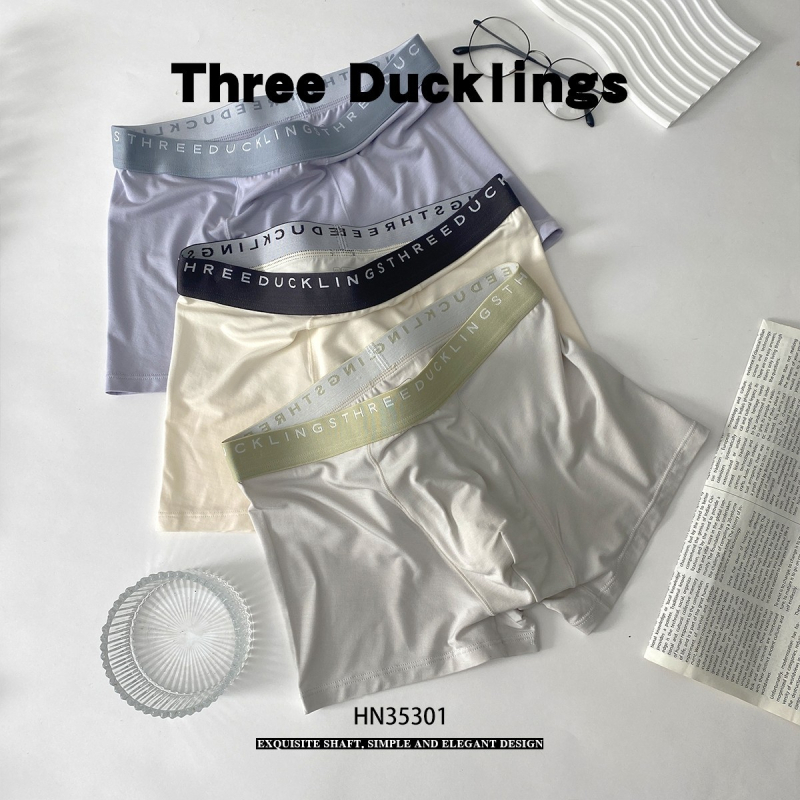 Fiúknak szóló modal boxerek, puhák és kényelmesek, 45% Modal, Biztonsági szint A, Three Little Ducks márka, 8+ éveseknek, Termékkód HN35301