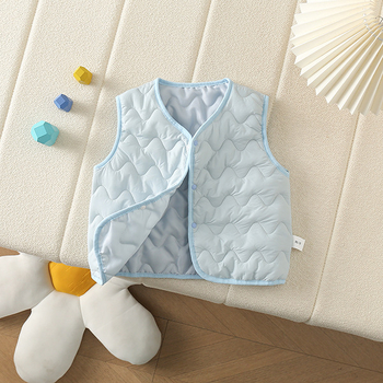 Gyerek mellény - vastag, kardigán-stílusú, kapucni nélküli, fő anyag: 100% poliészter, bélés és töltet poliészter