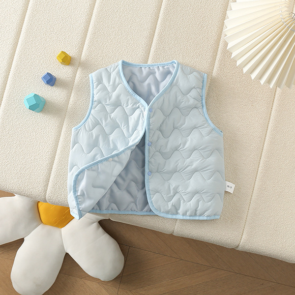 Gyerek mellény - vastag, kardigán-stílusú, kapucni nélküli, fő anyag: 100% poliészter, bélés és töltet poliészter