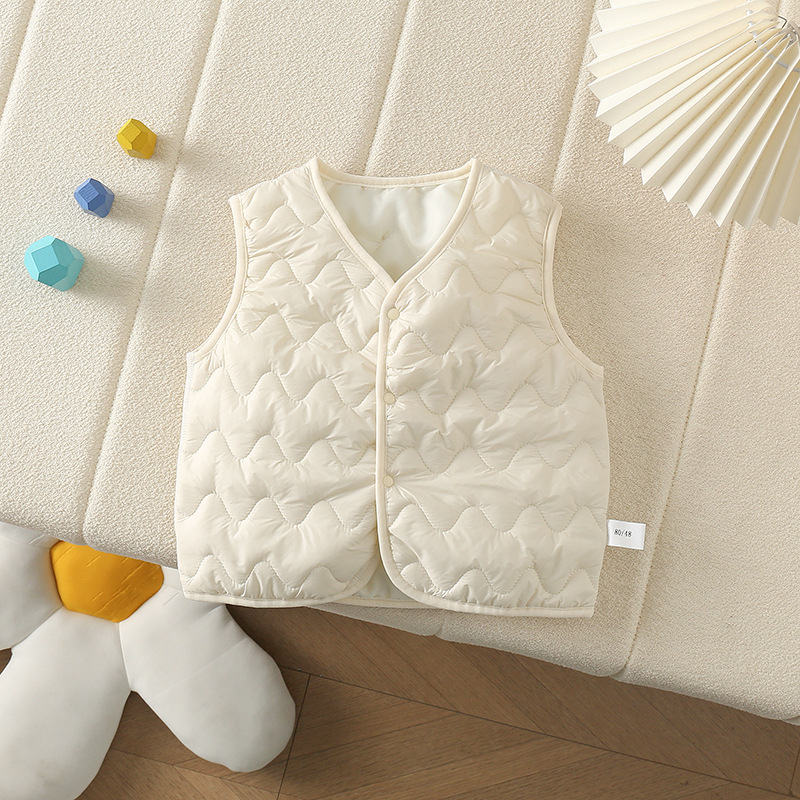 Gyerek mellény - vastag, kardigán-stílusú, kapucni nélküli, fő anyag: 100% poliészter, bélés és töltet poliészter