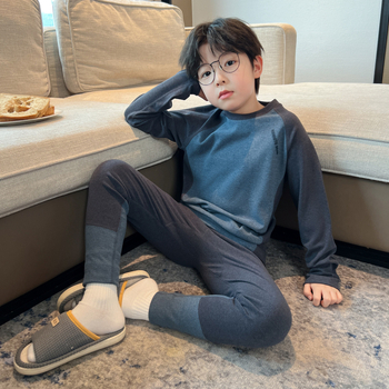 Vaikų fliso šiluminis komplektas rudens–žiema, storas, apvalia kaklo viršūnė ir kelnės, berniukams nuo 8 metų (140 cm+), namų drabužiai miegui
