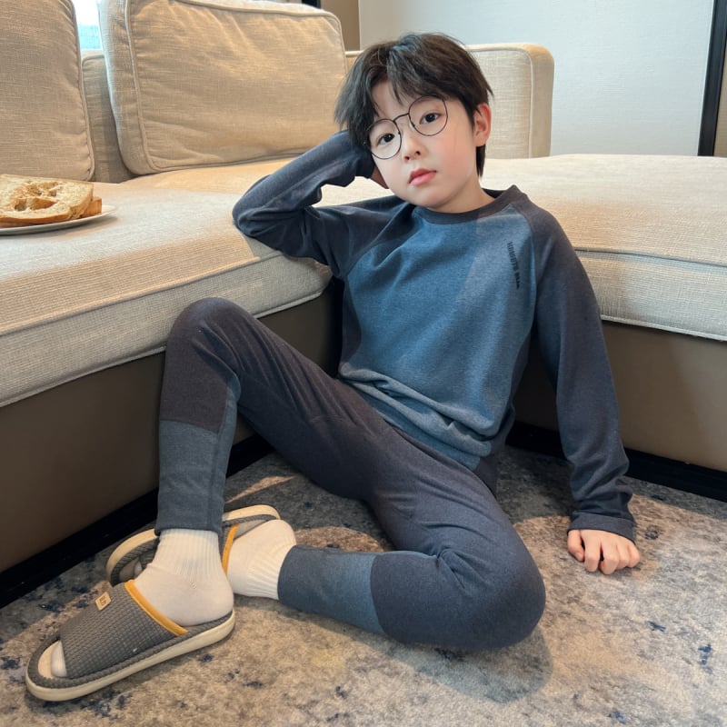 Vaikų fliso šiluminis komplektas rudens–žiema, storas, apvalia kaklo viršūnė ir kelnės, berniukams nuo 8 metų (140 cm+), namų drabužiai miegui