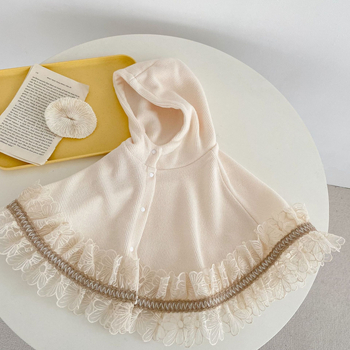 Mergaitei - Nėrinių šalis su gobtuvu (medvilnė, paprasta audinio pynė, vienos spalvos, pavasaris–ruduo, priekyje mygtukų užsegimas)