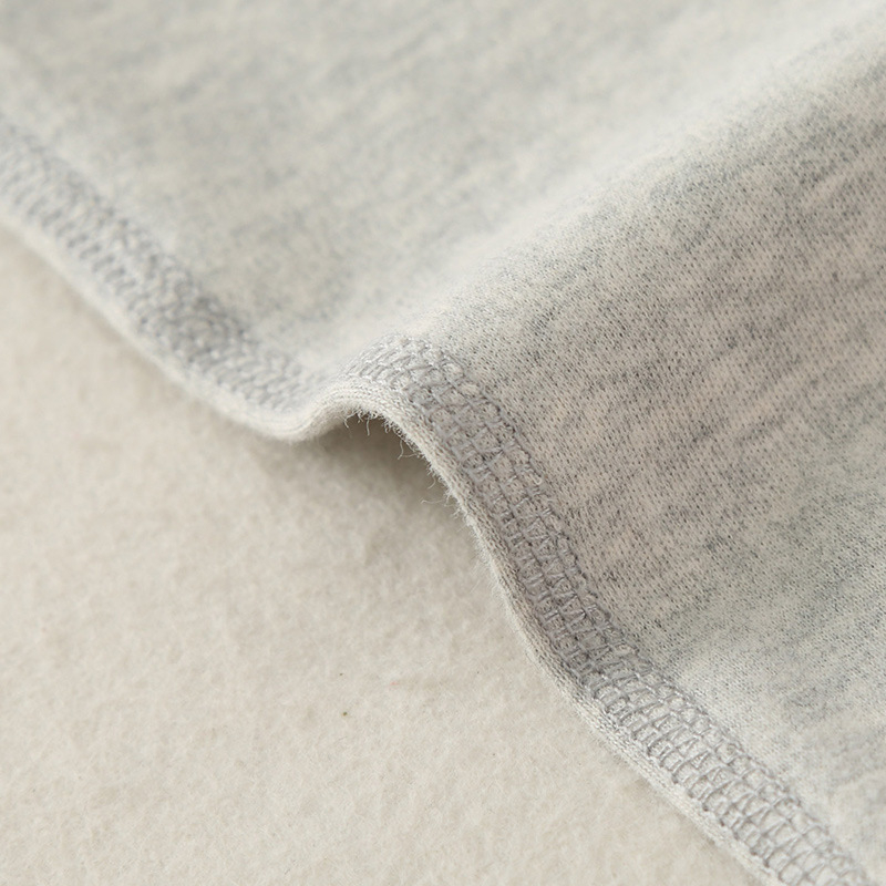 Vaikų 100% medvilninis šiltas komplektas berniukams rudens–žiemos laikotarpiui – marškinėliai su apvaliu kaklu ir kelnytės įprasto storio