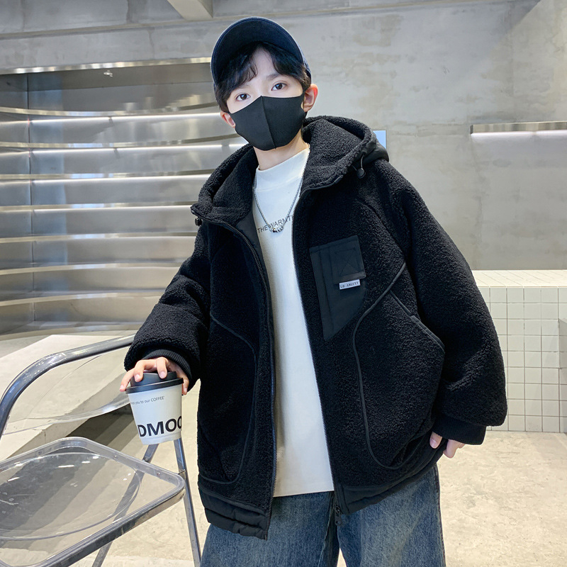 Fiúknak téli fleece kapucnis dzseki, vastag, poliészter külső és bélés, cipzáras záródás