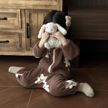 Kisgyerekeknek szóló két darabos pizsama cipzárral, koreai stílusú, téli vastag, állat/animációs minta