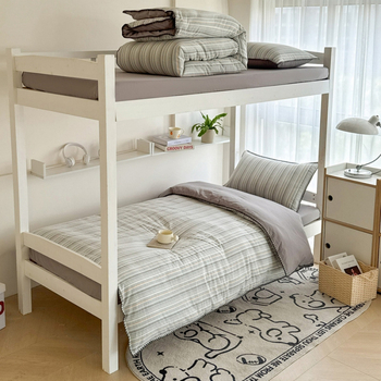 Set posteľnej bielizne z čistej bavlny, tri diely, šitie quilt, tie-dye potlač, hustota tkaniny 130x70, počet vlákien 40, štýl plachty, moderný minimalizmus