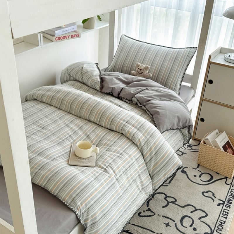 Set posteľnej bielizne z čistej bavlny, tri diely, šitie quilt, tie-dye potlač, hustota tkaniny 130x70, počet vlákien 40, štýl plachty, moderný minimalizmus