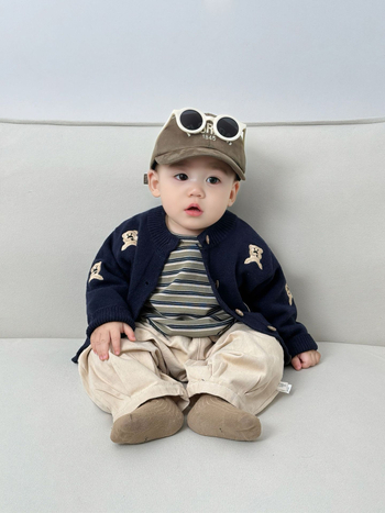 Koreai-stílusú fiúk számára: két részes kötött kardigán és nadrág szett, 1–3 éveseknek, hosszú ujjú, könnyű anyag, tavasz-őszi