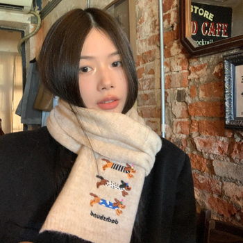 Vilnonis megztas kepurės ir šaliko komplektas su siuvinėtu dachshund motyvu, unisex, suaugusiems, žiema 2024