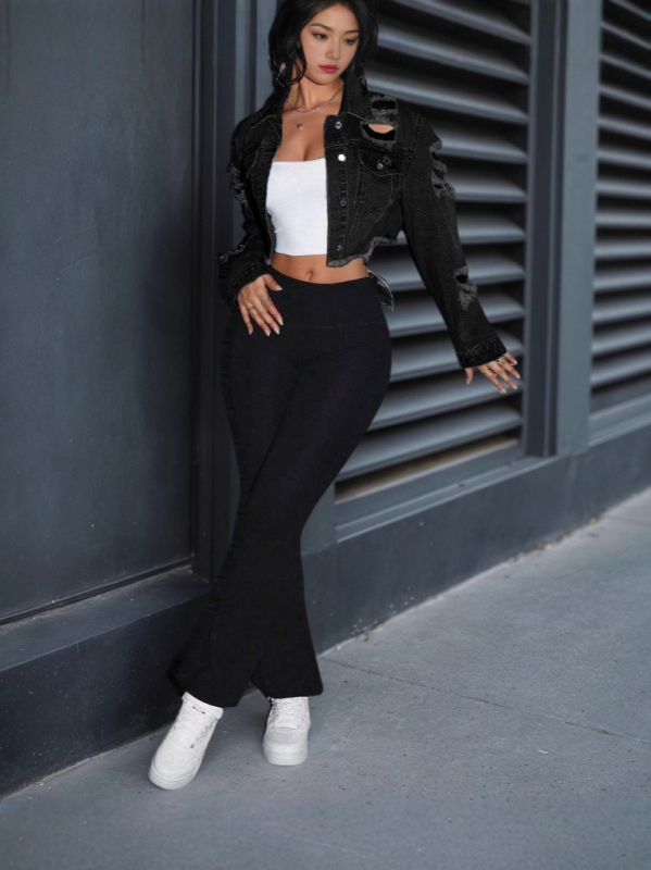 Деним яке, Slim Fit, дълги ръкави, яка Polo, къс модел (40–50 cm)