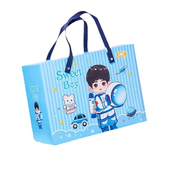 Pilnaties kūdikio dovanos dėžutė su individualizavimu – specialus popierius, piešimas ir UV spausdinimas, logotipas įtrauktas