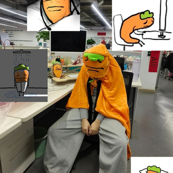 Pledas su gobtuvu, pomponai, didelis tinklo raštas, poliesteris, animacinio stiliaus