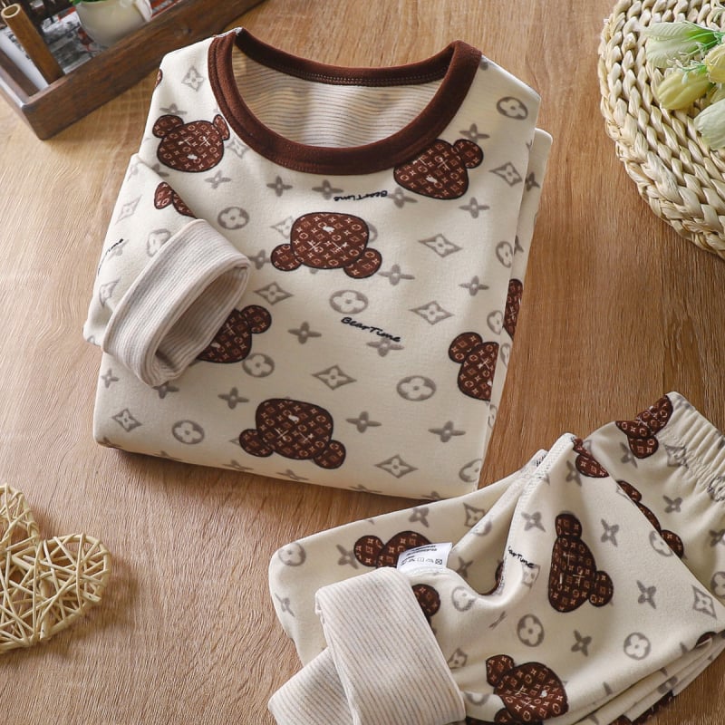 Gyerekeknek készített varrat nélküli termikus alsóruha szett, uniszex, vékony poliészter anyag (65%), rajzfilm minta, 1–3 éves korosztálynak