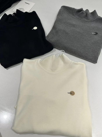 Fiúknak szóló hosszú ujjú aláöltözet felső félmagas gallérral, meleg velúr belsővel, uniszex, ősz-tél