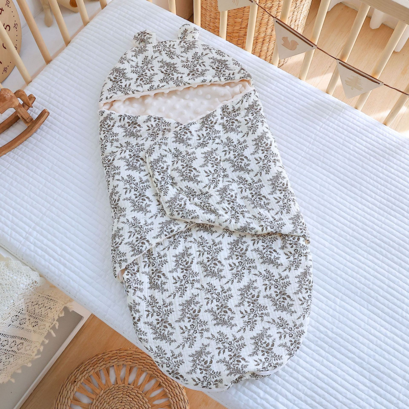 Quiltuotas kūdikio miegas maišelis – dviejų viename wrap, stora medvilnė 95%+, poliesterio pamušalas, poliesterio užpildas, pavasaris‑ruduo