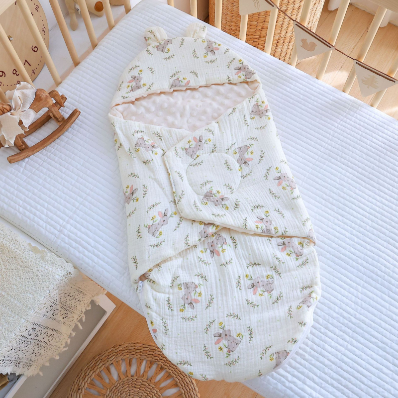 Quiltuotas kūdikio miegas maišelis – dviejų viename wrap, stora medvilnė 95%+, poliesterio pamušalas, poliesterio užpildas, pavasaris‑ruduo