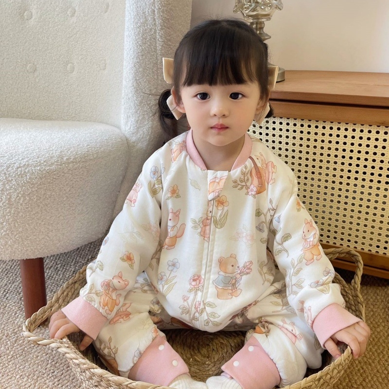 Kūdikių miegamojo užvalkalas su šešiais bambuso pluošto sluoksniais, viengabals pižamos dizainas su atskirtais kojomis, medvilnės mišinio audinys su medvilnės pluošto įlietu, karikatūrų raštas, dervos užtrauktukas