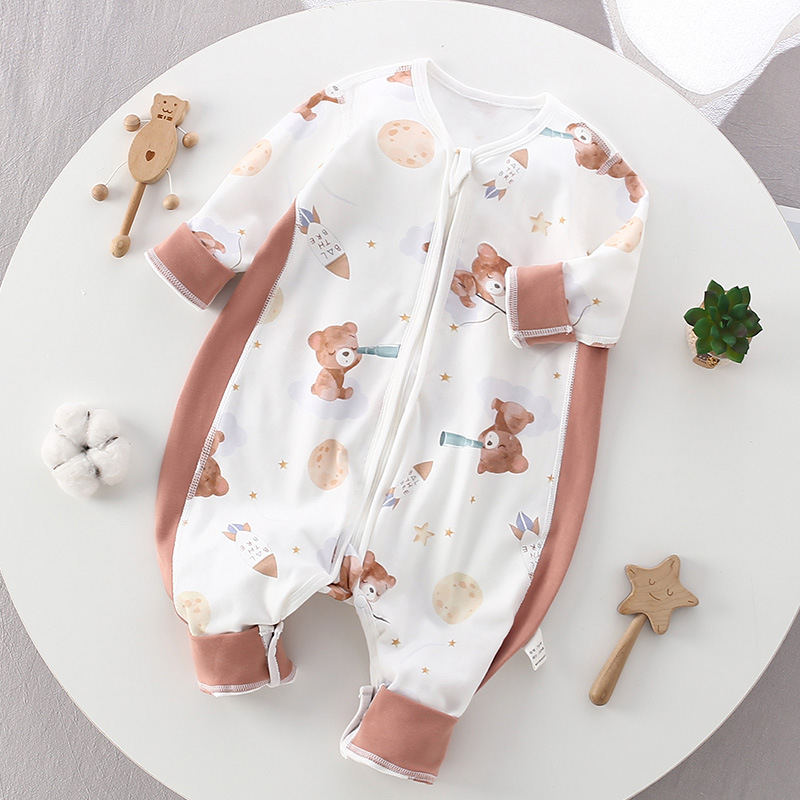 Viengubis kūdikių miego maišelis su atskirai kojomis, 100% medvilnės audinys ir užpildas, 1–3 metų amžiaus, pavasaris–ruduo, karikatūrų raštas
