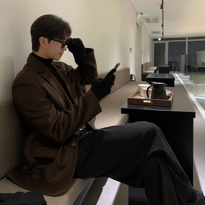 Meeste villane bleiser Koreai stiilis, vaba lõige, talviseks kandmiseks, ees kaks nuppu