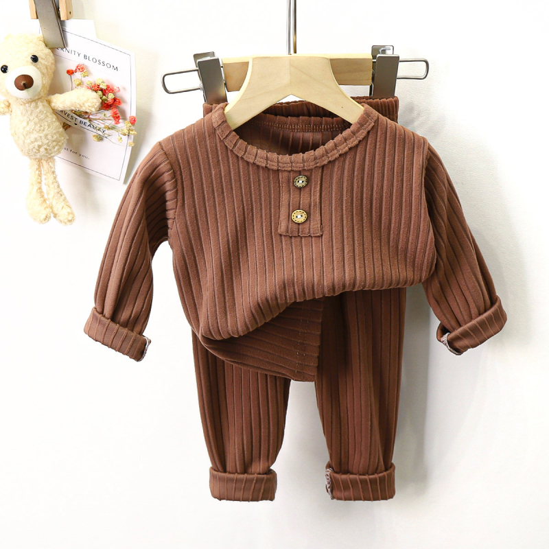 Dječji pidžama set, unisex, flis materijal 95% poliester, okrugli ovratnik, topao za uzrast 3–8 godina, proljeće/jesen/zima