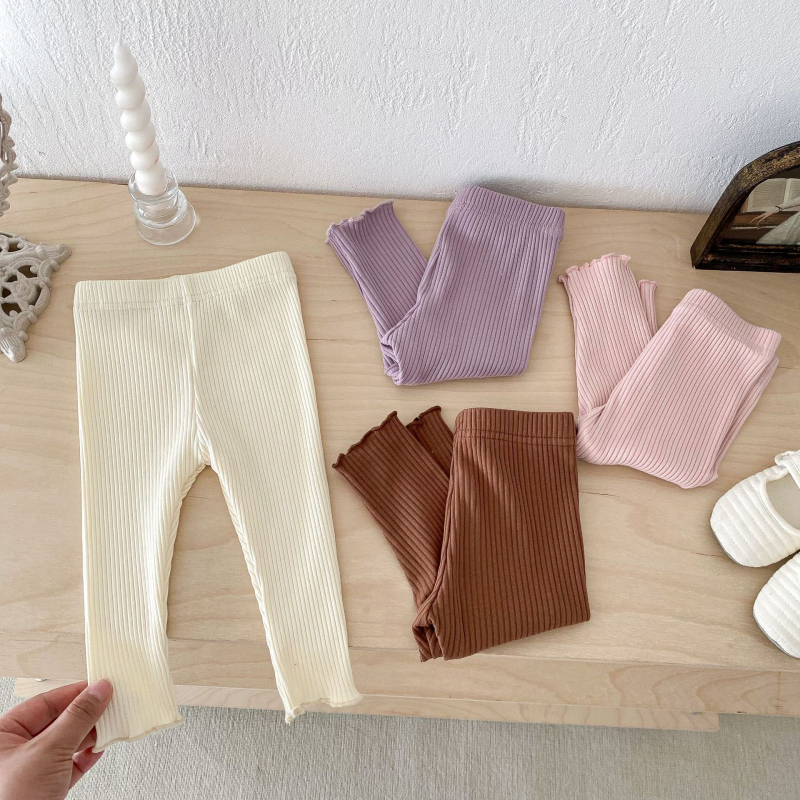 Dječji elastični legging za proljeće i jesen, od poliester materijala, korejski stil, udobne hlače za bebe i djecu 0–1 godina, srednji porast struka, gumeni pojas