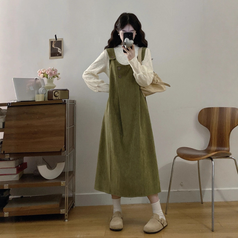 Dviejų dalių komplektas: midi suknelė su nugaros dirželiais ir nėrinių viršūnė, burbuliškos rankovės, medvilnės-poliesterio pluoštas (50–70% medvilnės) – 2025 ruduo