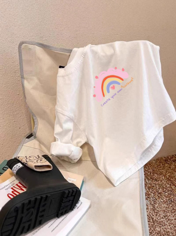 Gyerekeknek készült 100% pamut hosszú ujjú póló, kerek nyakú, puha felület, uniszex, egyszínű dizájn, tavasz- és ősz idejére