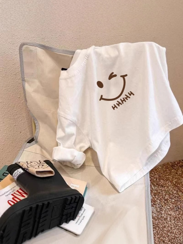 Gyerekeknek készült 100% pamut hosszú ujjú póló, kerek nyakú, puha felület, uniszex, egyszínű dizájn, tavasz- és ősz idejére