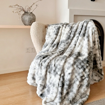 Jänku-plüüsi tekk beebidele ja koju, 1000 g, kevad-sügis, kaasaegne minimalistlik stiil