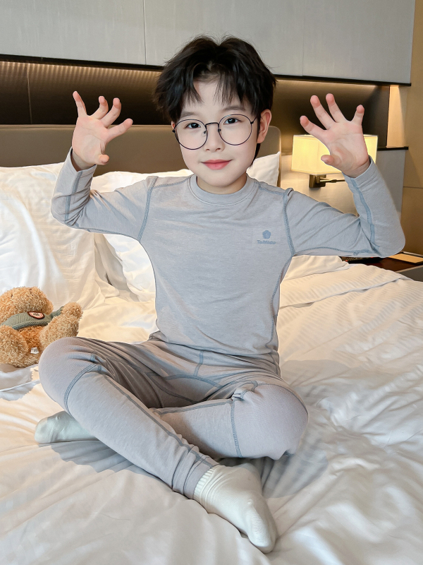 Детски комплект пижами за момчета, памук, дебел и топъл модел, подходящ за зимно-есенно-пролетно ползване