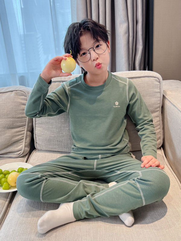 Детски комплект пижами за момчета, памук, дебел и топъл модел, подходящ за зимно-есенно-пролетно ползване