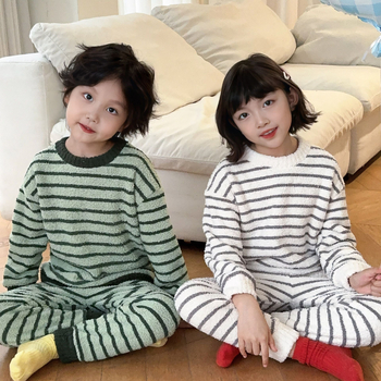 Uniszex gyerekeknek készült otthoni ruházati szett – csíkos fleece, kerek nyakú felső, két darabos, ősz-téli meleg, 3–8 éveseknek