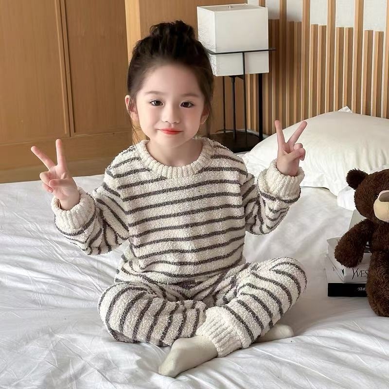 Uniszex gyerekeknek készült otthoni ruházati szett – csíkos fleece, kerek nyakú felső, két darabos, ősz-téli meleg, 3–8 éveseknek