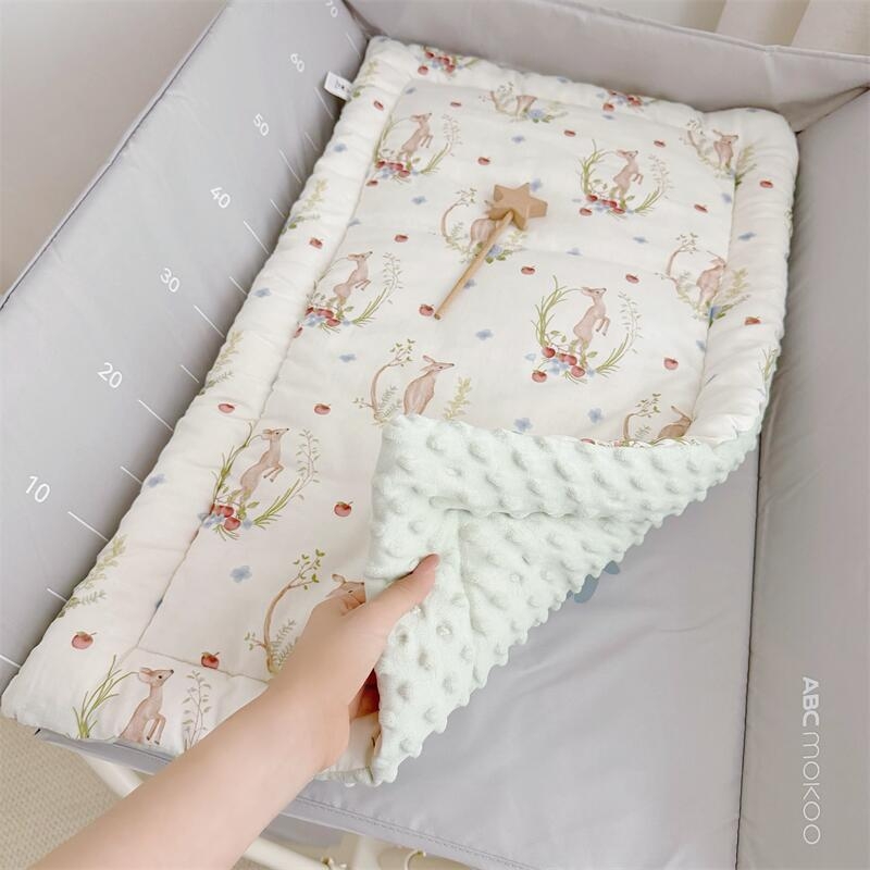 Bestme zīdaiņu matrača paliktnis ar Silk Cotton pildījumu un tīru kokvilnas audumu, raksts Seal Sailor, zīdaiņiem