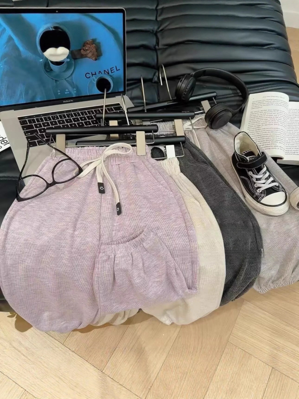 Dječje hlače, casual s manšetama, pletena tkanina, 95% pamuk; elastični pojas sa vezicom; za djecu 3–8 godina (100–140 cm)