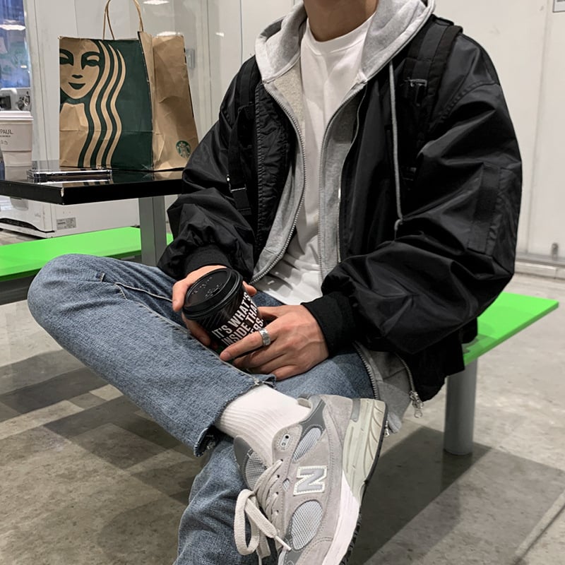 Pánska bomber bunda v kórejskom štýle s voľným strihom, zipsom, reverový golier, jednofarebná polyesterová látka, dlhé rukávy, bočné vrecká, jesenné každodenné nosenie