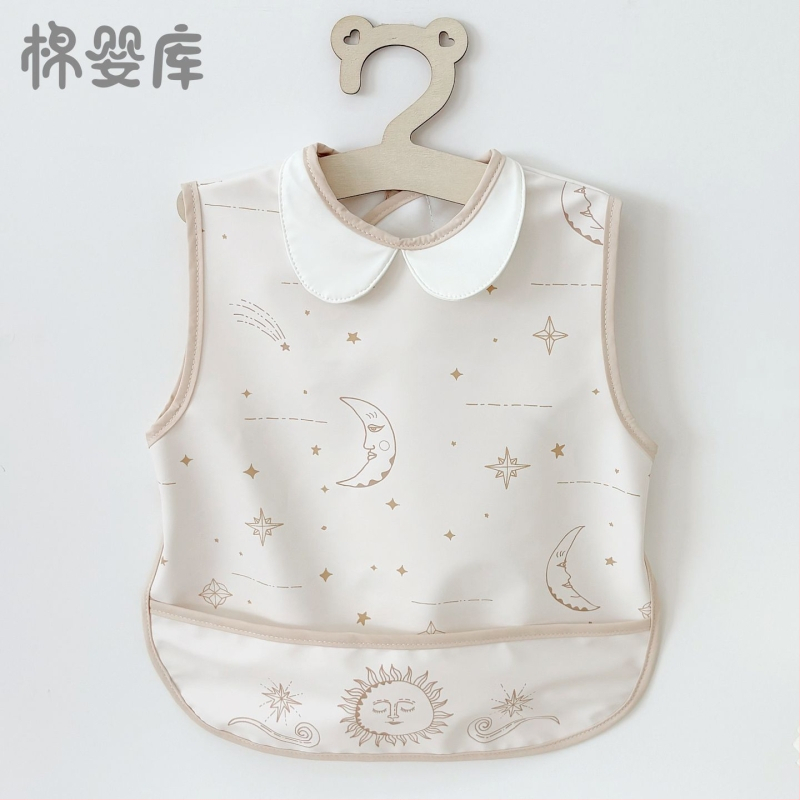 Unisex vandeniui atsparus be rankovių maitinimo ir piešimo smockas su atvirkščiu dizainu, poliesterio audinys, karikatūros raštas, saugos klasė A, Cotton Baby Library, modelis 0400, pavasaris 2025