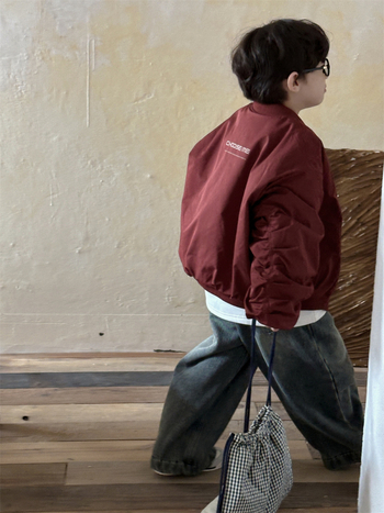 Момчешко яке в корейски стил, дебело утеплено, с цип (Зимна колекция 2024, памук 95%, закопчаване с цип, кръгла яка, дълги ръкави)