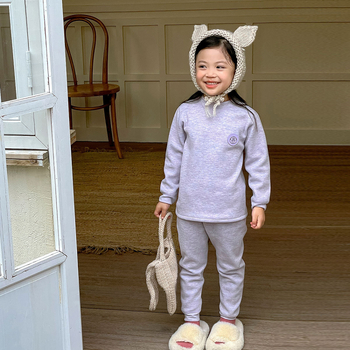 Gyerekeknek készült fleece-béléses termoszett téli viselet, koreai stílus, egyszínű mintázat, fő anyag: poliészter 79,8%