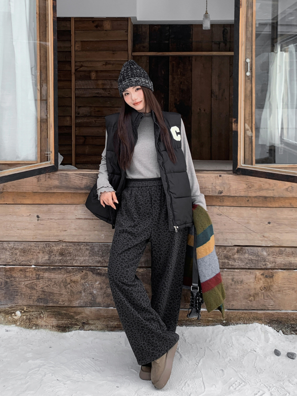 Pietų Korėjos stiliaus aukštos liemens tiesių kelnių su leopardiniu raštu, poliesteris