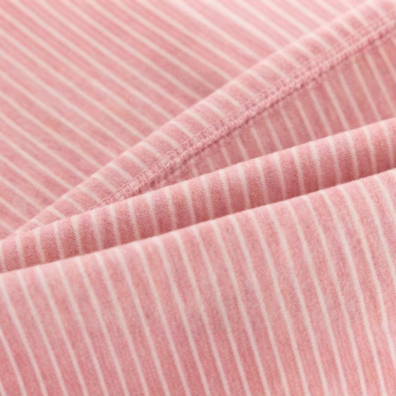 Dječji dvodijelni set pidžama, unisex, poliester velur tkanina, prugast uzorak, okrugli ovratnik, topao