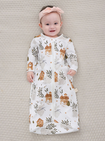 Kūdikio miego maišas – audinys ir pamušalas iš medvilnės ≥95%, užpildas medvilnė; keturi metų laikai; tinkama 1–3 metų vaikams, ilgis 80 cm; karikatūrų raštas