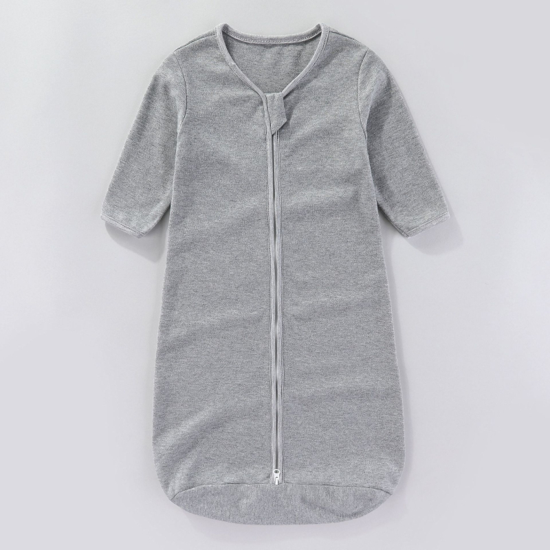 Kūdikio miego maišas – audinys ir pamušalas iš medvilnės ≥95%, užpildas medvilnė; keturi metų laikai; tinkama 1–3 metų vaikams, ilgis 80 cm; karikatūrų raštas