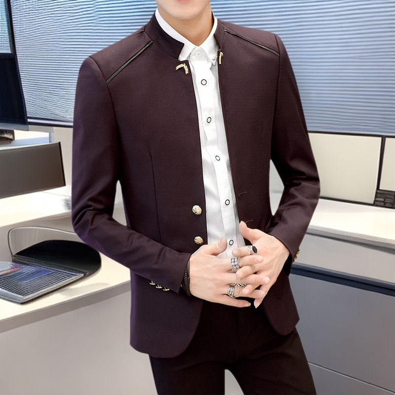 Meeste casual ülikonna jak, slim sobivus lõige, stand-up krae, ees kolm nööpi, kangas: keemiliste kiudude segu ja atsetaat; vooder: atsetaat; nelja aastaaja