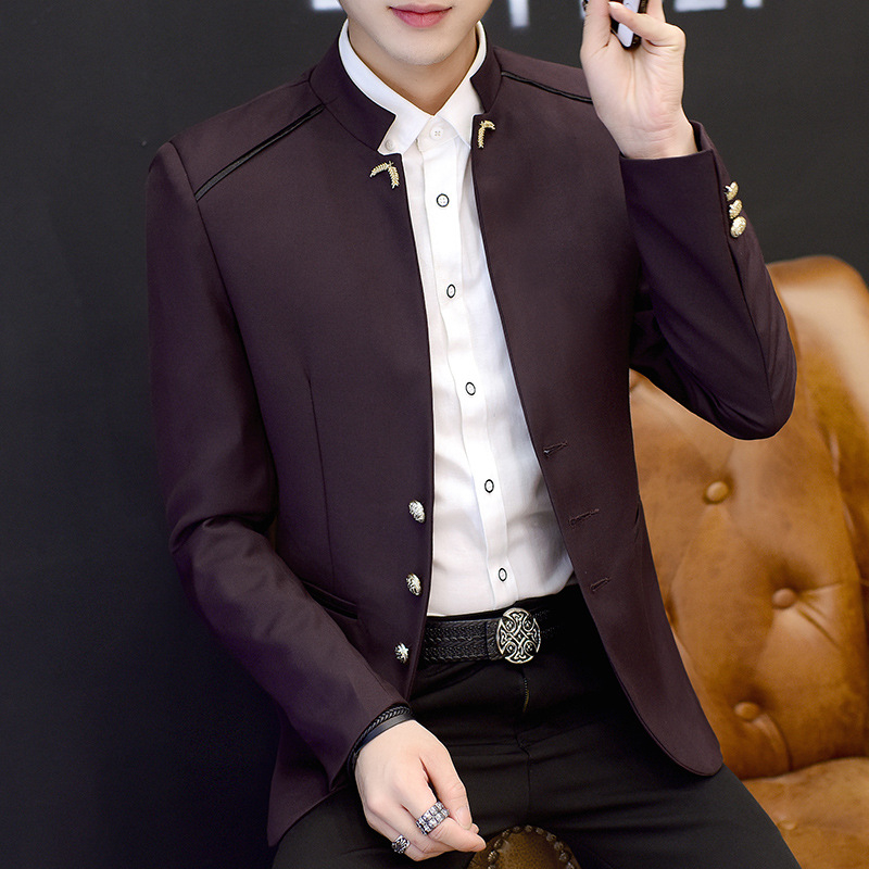 Meeste casual ülikonna jak, slim sobivus lõige, stand-up krae, ees kolm nööpi, kangas: keemiliste kiudude segu ja atsetaat; vooder: atsetaat; nelja aastaaja