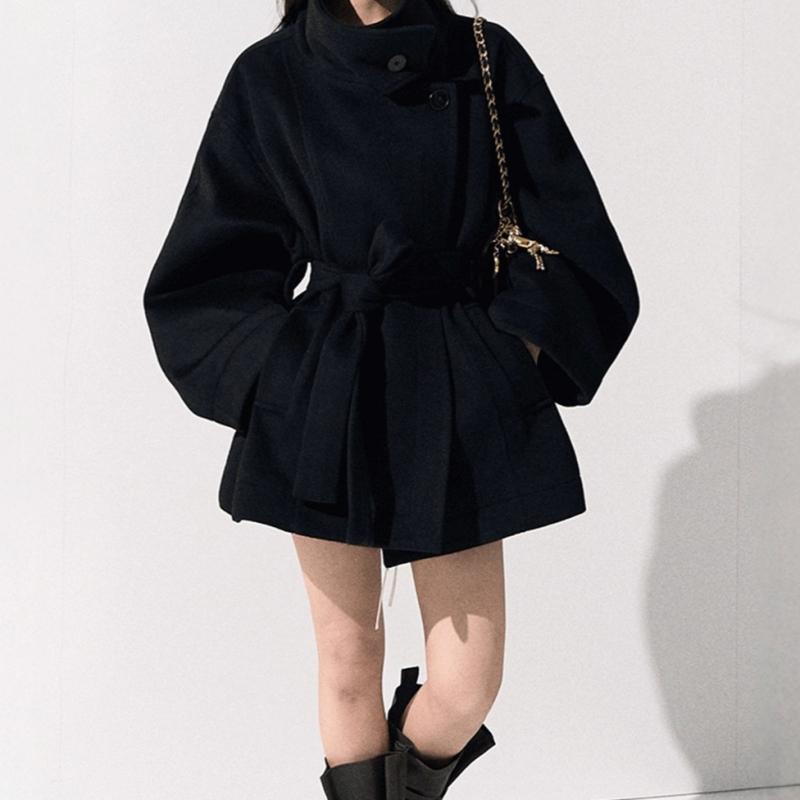 Női Chenille kabát magas gallérral, szoros derékkal, elől fűzős zárás, elasztán <30%