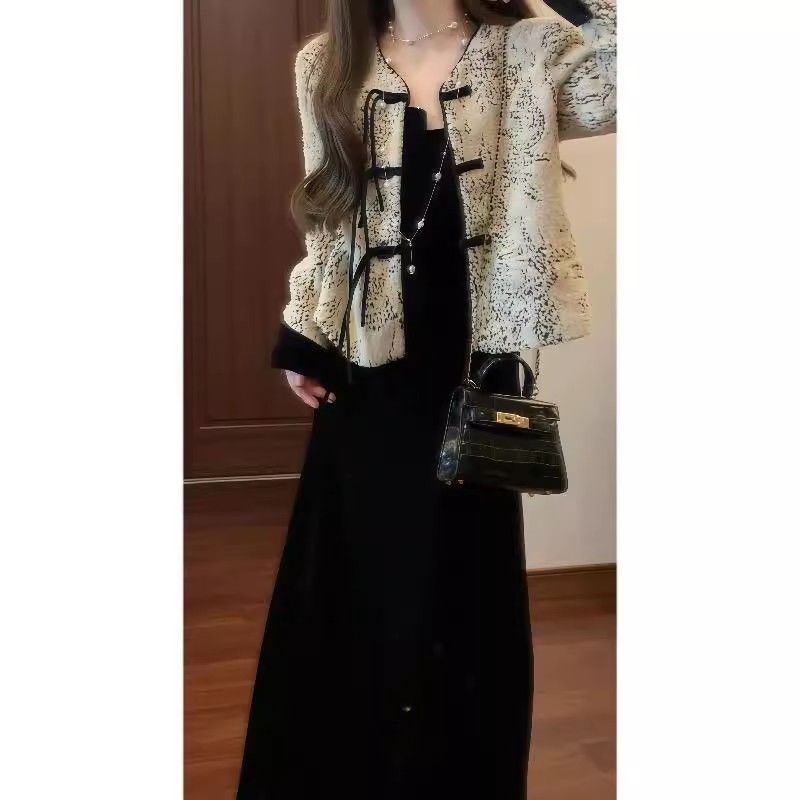 Есенен комплект костюм с панталони: жакет и рокля с потник, стил китайски народен дизайн, дълги ръкави, PVC и кашмирни материи